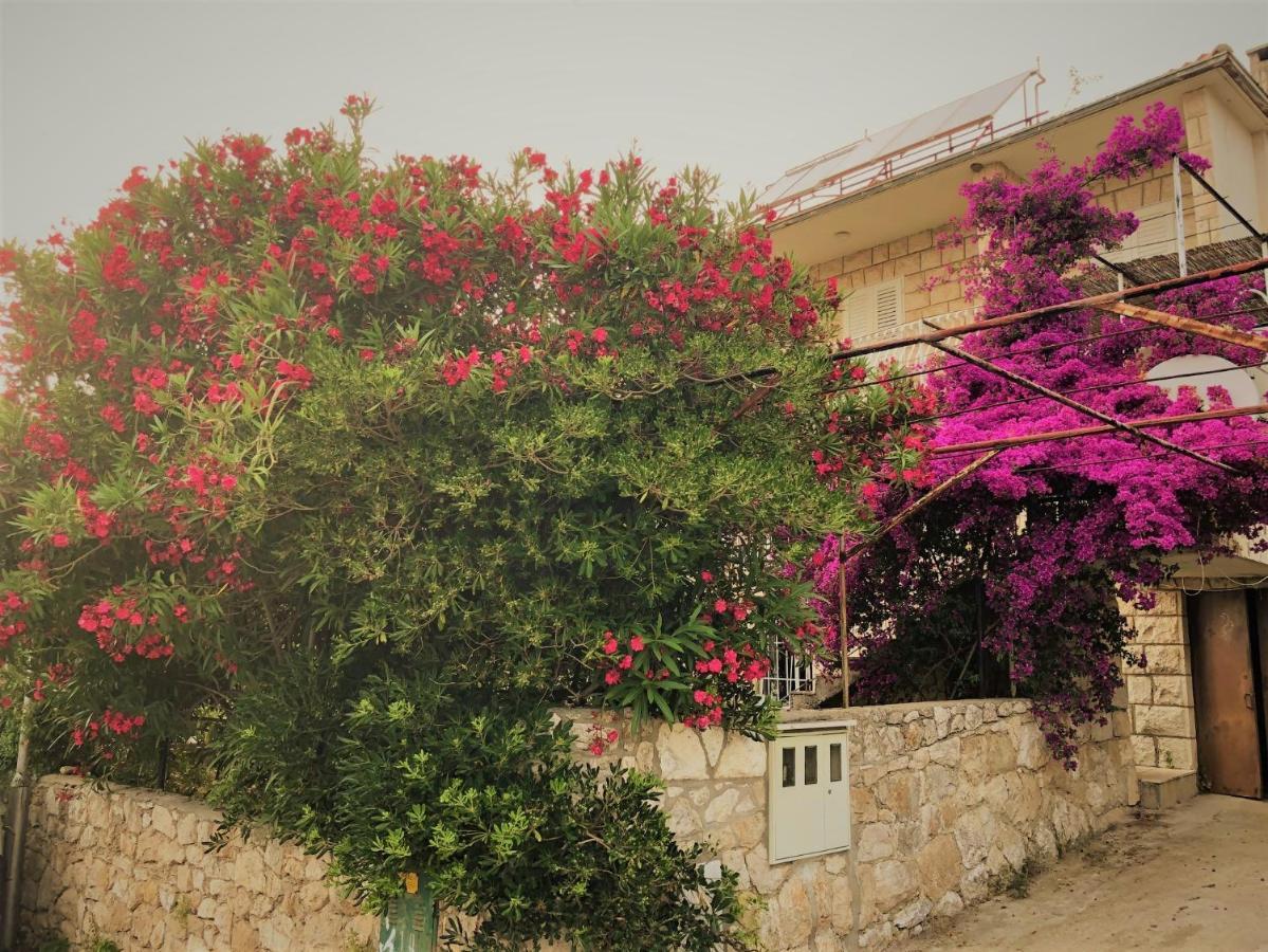 Ferienwohnung Cozy New Flat For 2 Or 3 Hvar Town Exterior foto