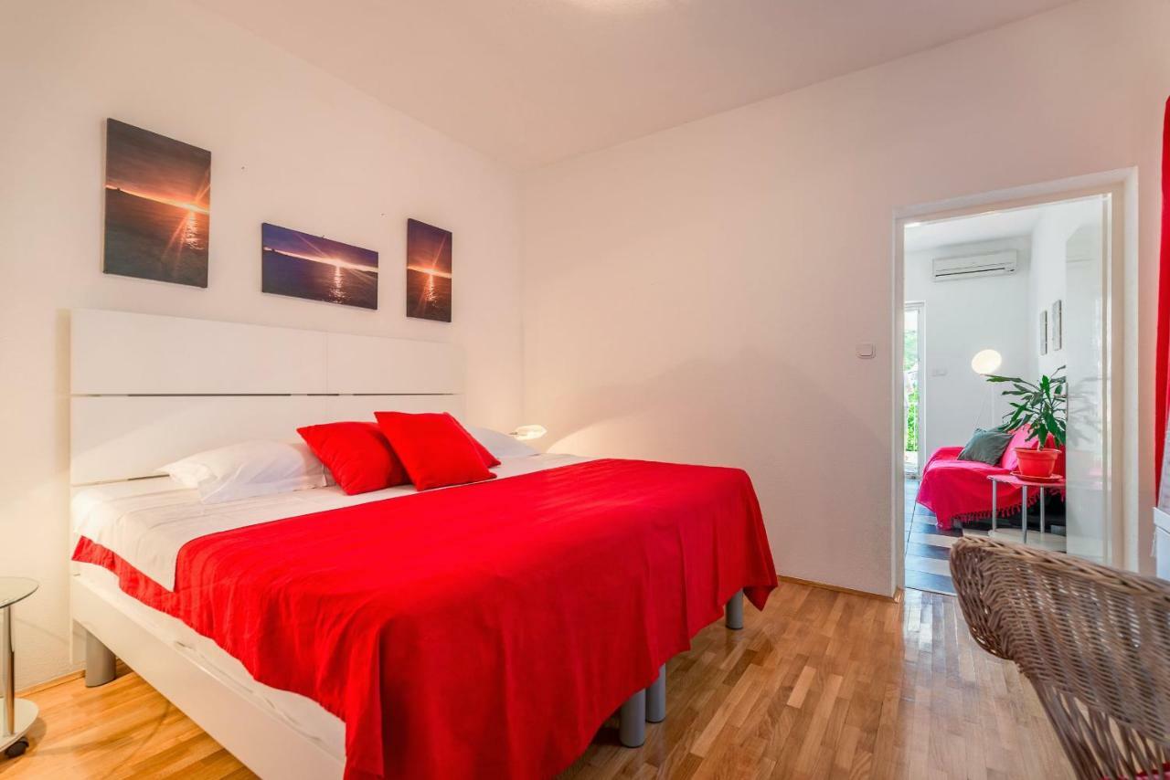 Ferienwohnung Cozy New Flat For 2 Or 3 Hvar Town Exterior foto